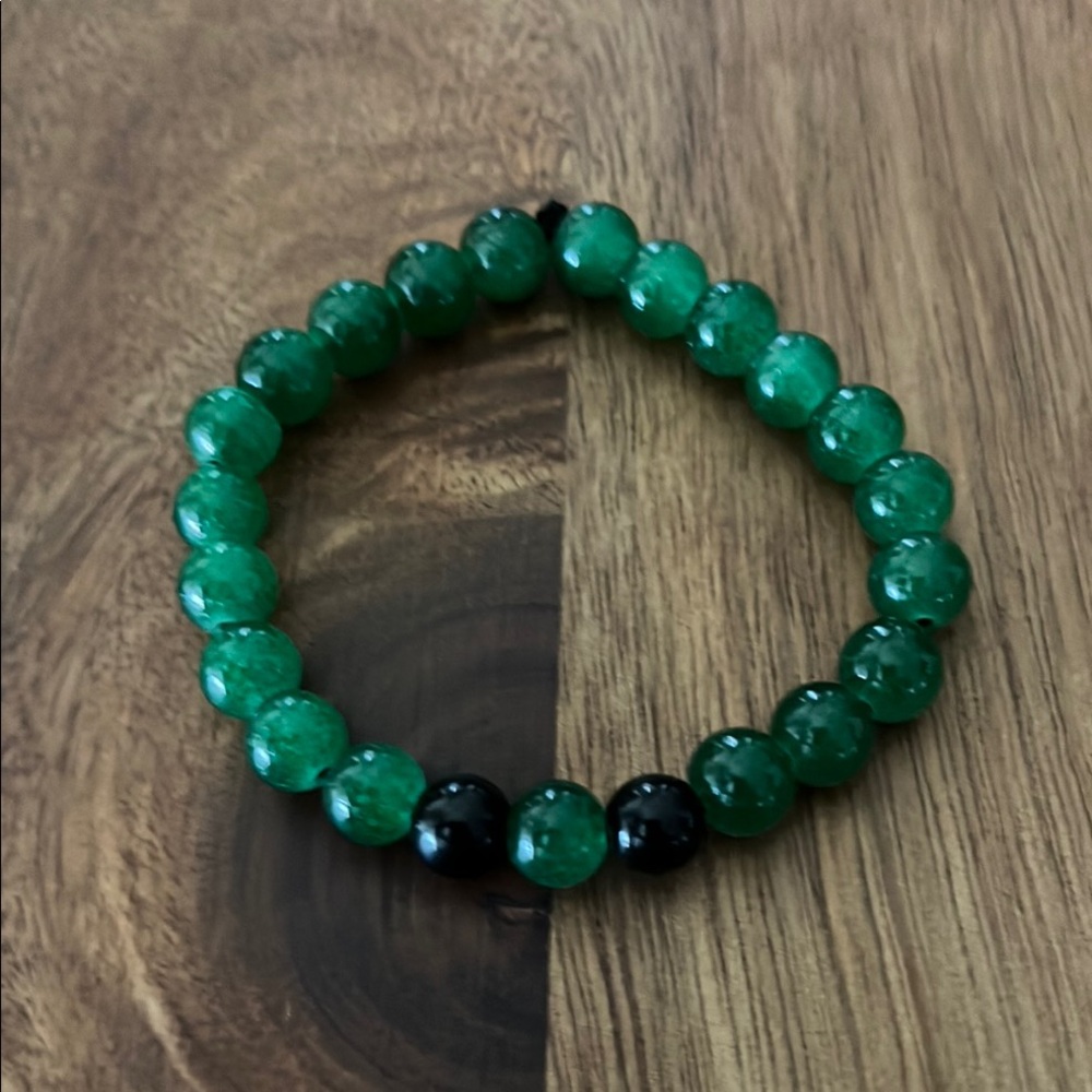 Green and Black Beaded Bracelet Jewelry